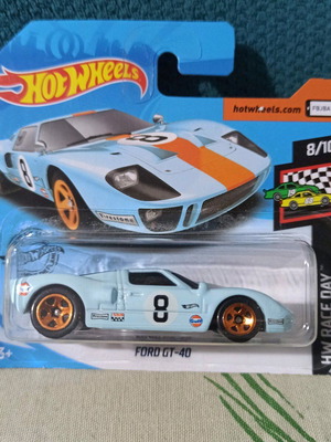 Hot Wheels Gulf Ford GT-40 HW Race Day 35/250 new