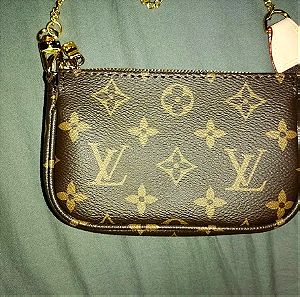 Louis Vuitton Mini pochette NEW