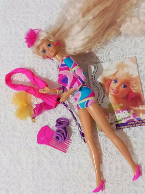 Totally Hair Barbie Mattel 1992 like new, collectible
