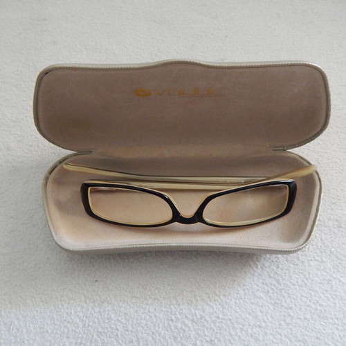 Vintage Vogue women's glasses used with original case