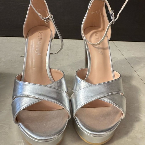 Silver platform sandals size 37 new, 12 cm heel height