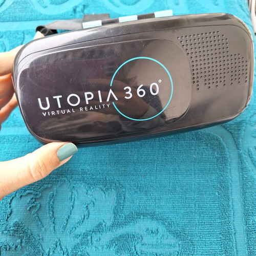Utopia 360 VR headset used virtual reality accessory