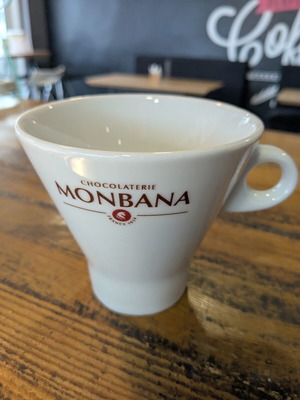 Mombana cups like new, set of 3 pieces