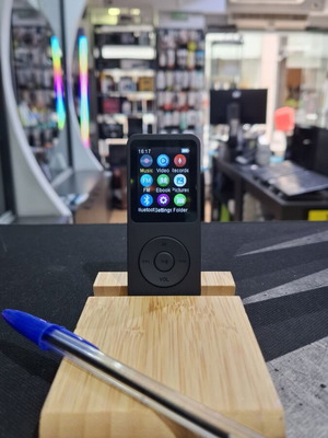 Mp3/Mp4 player καινούργιο, φορητό με έγχρωμη οθόνη