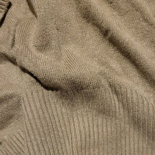 Blouse with gold thread like new