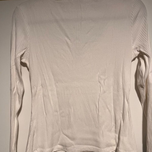 H&M ribbed long sleeve top with sweetheart neckline, like new, size M