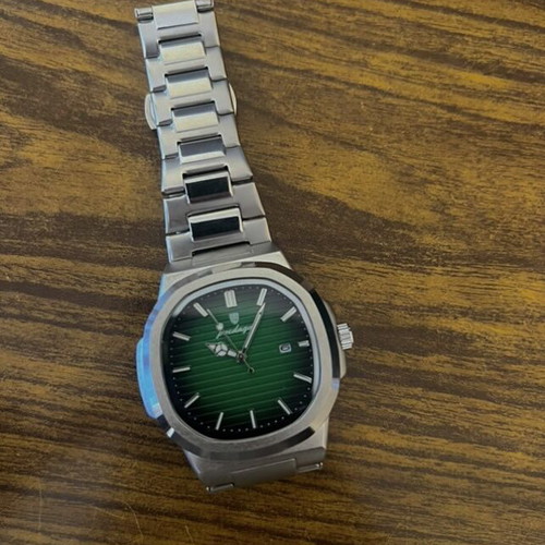 Hugo Poedagar watch like new, men's, green dial