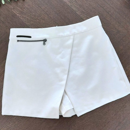 BSB white shorts skirt like new with cutouts size M