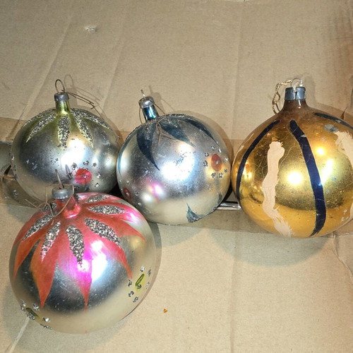 Vintage glass ornaments used with rare designs