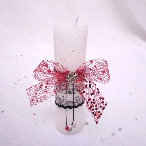White scented candle charm new with glitter and musical notes