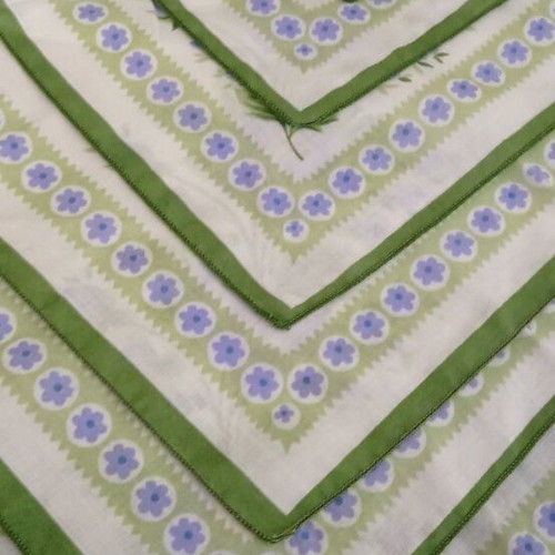 Tablecloth and 6 napkins used with stains