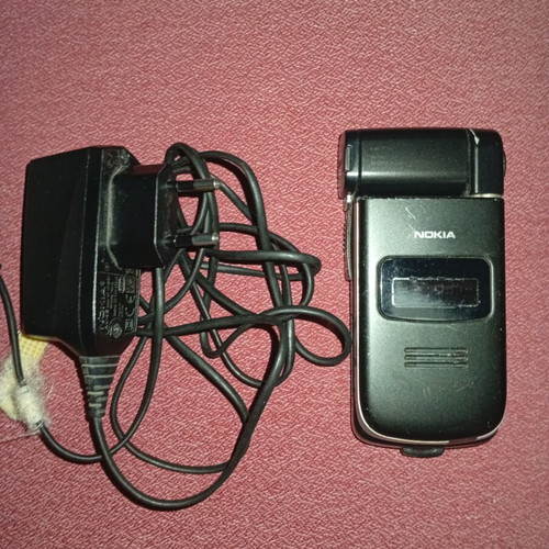 Nokia N93 used smartphone with charger, retro multimedia