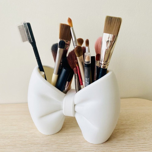 Brush holder new