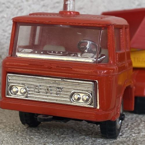 Play Trucks Ελλάς DAF Caterpillar Traxcavator Bulldozer 1:50 used