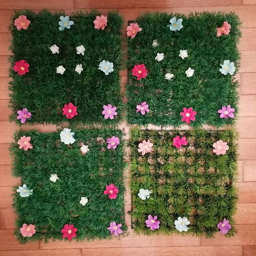 Grass tile with flowers new, set of 4 pieces