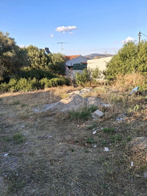ΕΠΕΙΓΟΝ ΤΟ ΟΙΚΟΠΕΔΟ ΝΑ ΠΟΥΛΗΘΕΙ ΕΧΟΥΝ ΟΙ ΑΝΘΡΩΠΟΙ ΑΝΑΓΚΗ.