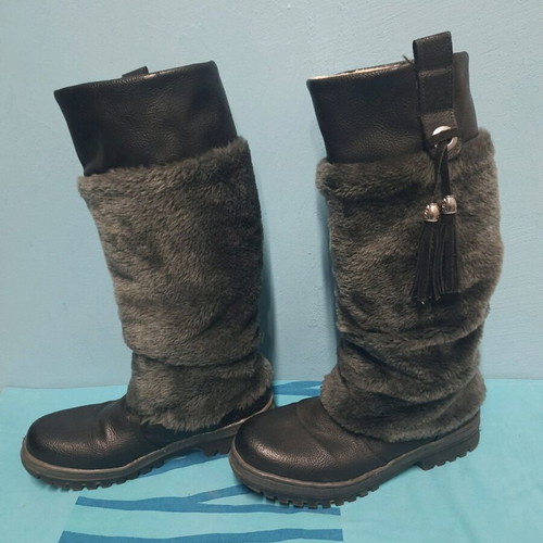 Women's boots like new, black, warm