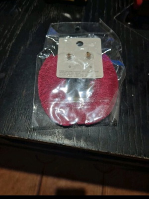 Dangling earrings fuchsia new