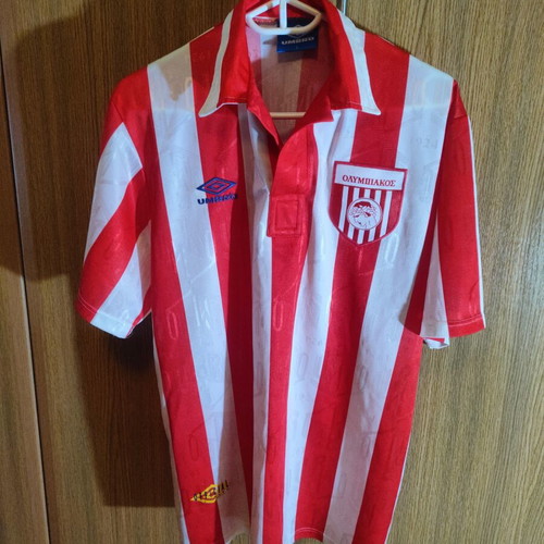 Olympiakos Retro Umbro Jersey Large like new
