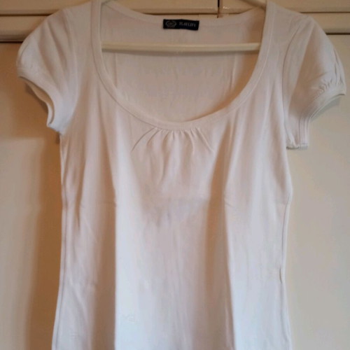 Mako tops used, set of 2, Playlife and Badila, size L