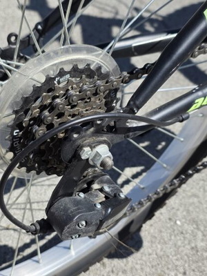 Alpina Alpha 24" παιδικό mountain bike σαν καινούργιο, μαύρο