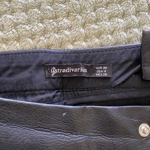 Stradivarius black mini skirt leather look size EUR 36 like new