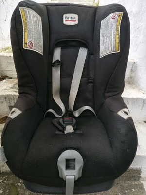 Britax παιδικό καρότσι, κάθισμα αυτοκινήτου και πορτ μπεμπέ μεταχειρισμένα, με ηλεκτρικό relax μωρού Fisher Price