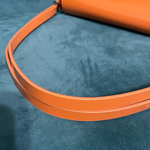 Zara orange shoulder bag like new