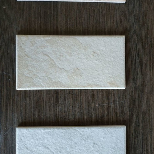 Floor tile A grade Italy 10x20 new
