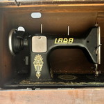 LADA sewing machine like new