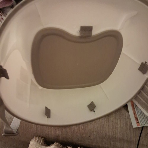 Baby chair for feeding, new, fits all chairs