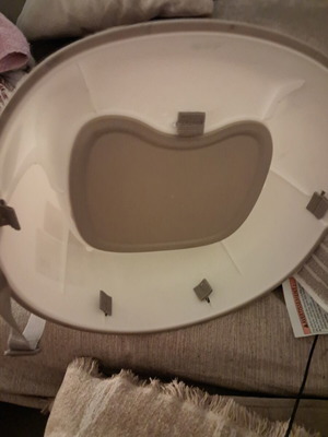 Baby chair for feeding, new, fits all chairs