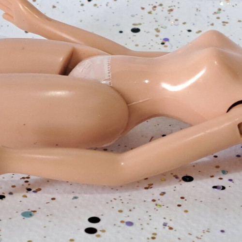 Bratz Oh La La Kumi original doll, nude with flaws