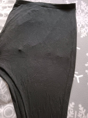 Black asymmetrical skirt medium like new