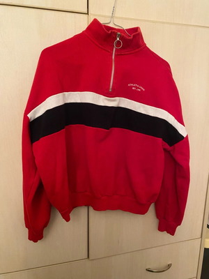 Pull & Bear red sweatshirt like new, size S