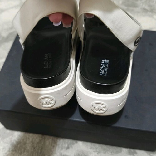 Michael Kors sandals like new, size 38.5/39, black and white