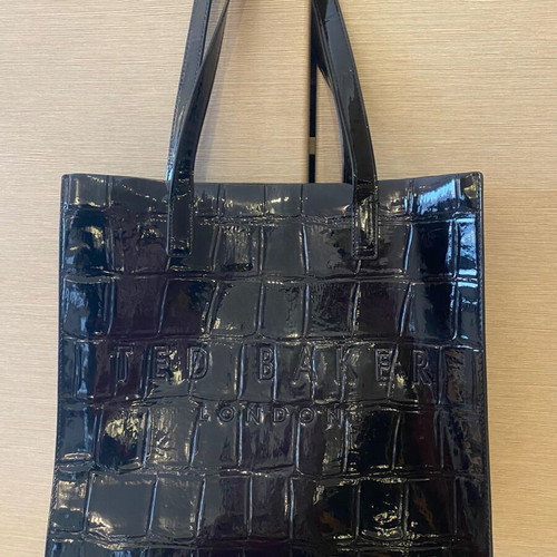 Ted Baker shoulder bag like new, black