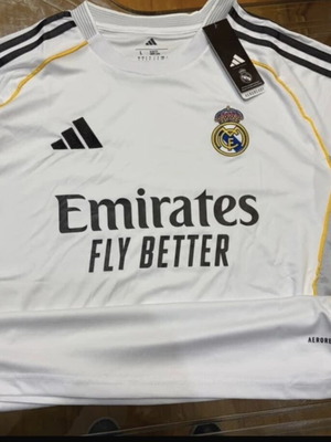 Real Madrid 25/26 Home Jersey Large new official replica