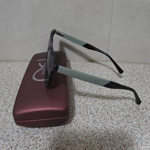 Prince Oliver sunglasses like new, multicolor