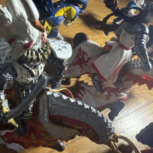 Papo medieval figures and Schleich pack of 21 used