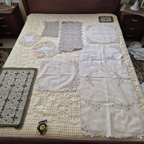 Handmade table linens set of 9 pieces new