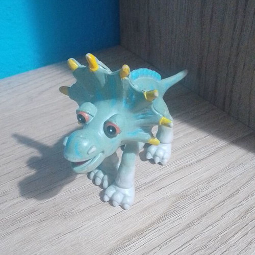 Dinosaur Figures set of 3 used, vintage style plastic rubber