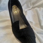 Women's pumps used size 36