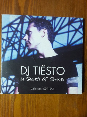 Κασετίνα με 3 CD DJ Tiësto In Search of Sunrise νέα