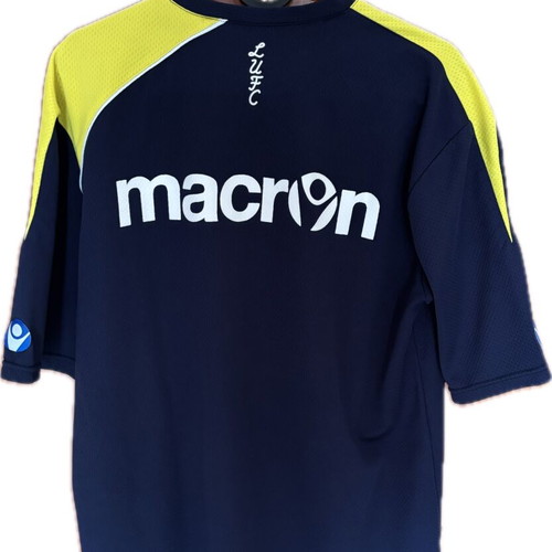 Leeds United training jersey like new, size M