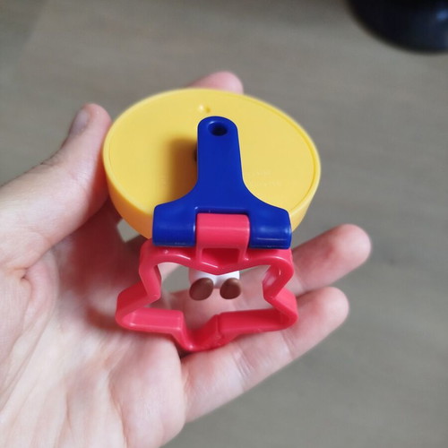 Super Mario Galaxy figure new, decorative and hangable