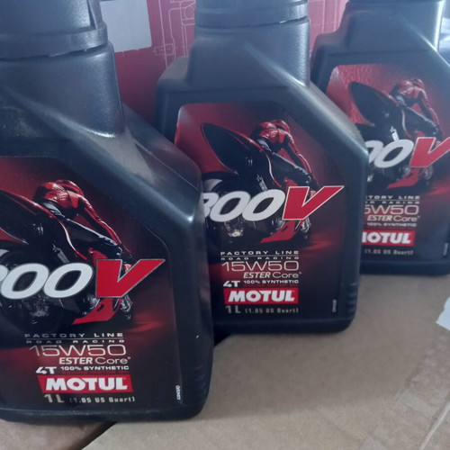 Motul 300V 15W50 pack of 3 x 1L new