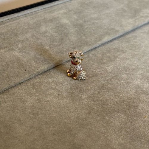 Swarovski dog brooch used with emeralds