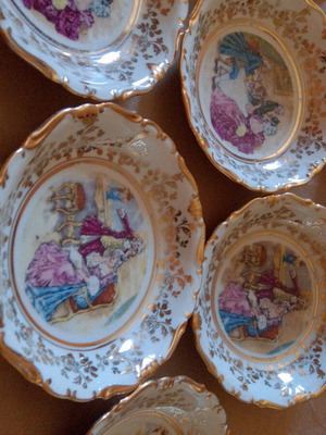 Set of 5 vintage Alka Kunst Bavaria porcelain plates like new