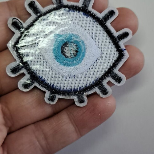 Embroidered eye patch with eyelashes like new, iron-on 5x5 cm